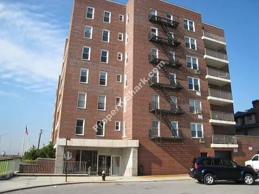 Sold by Neponsit Realty Inc | media 21