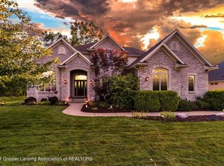 6034 Sleepy Hollow Ln, East Lansing, MI 48823