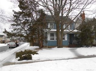 628 Ardsley Blvd, Garden City, NY