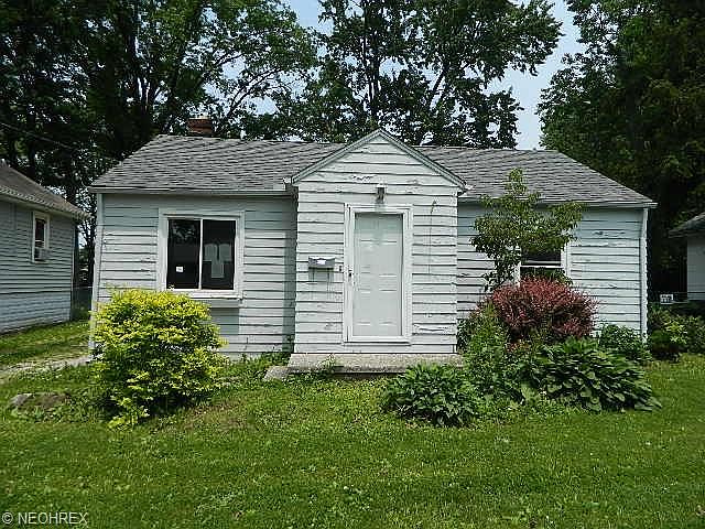 1st image of 33299 Morris Ave