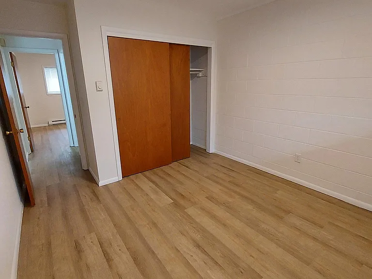 214 2nd St #2 — Photo 8