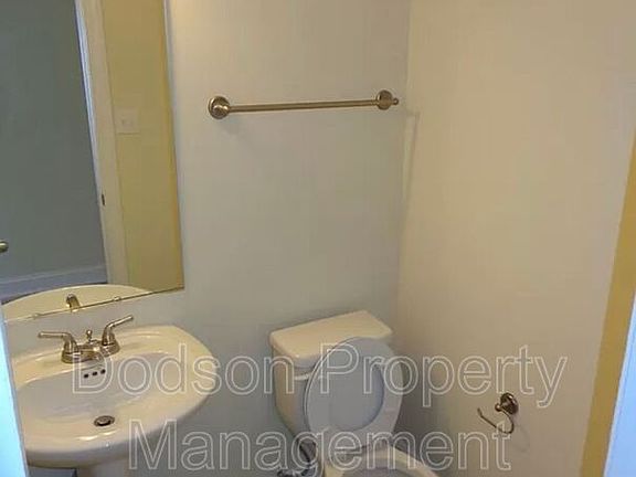 5th image of 706 N 23rd St