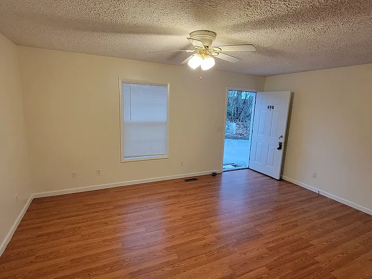 49 Stout St — Photo 2