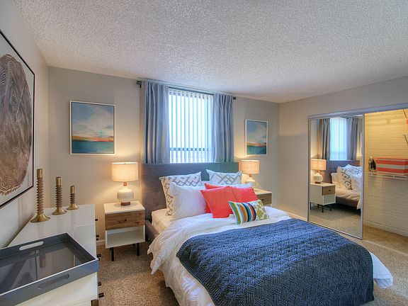 5th image of 3730 S Mill Ave APT I108