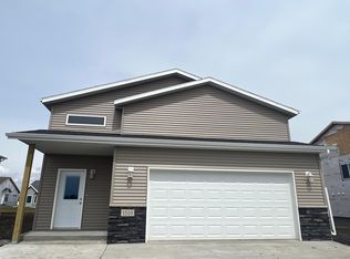 1510 Keystone Cir NE, Dilworth, MN 56529