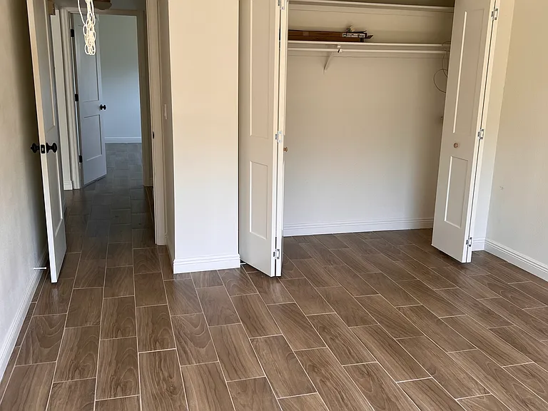 4500 Overlook Dr NE #107 — Photo 6