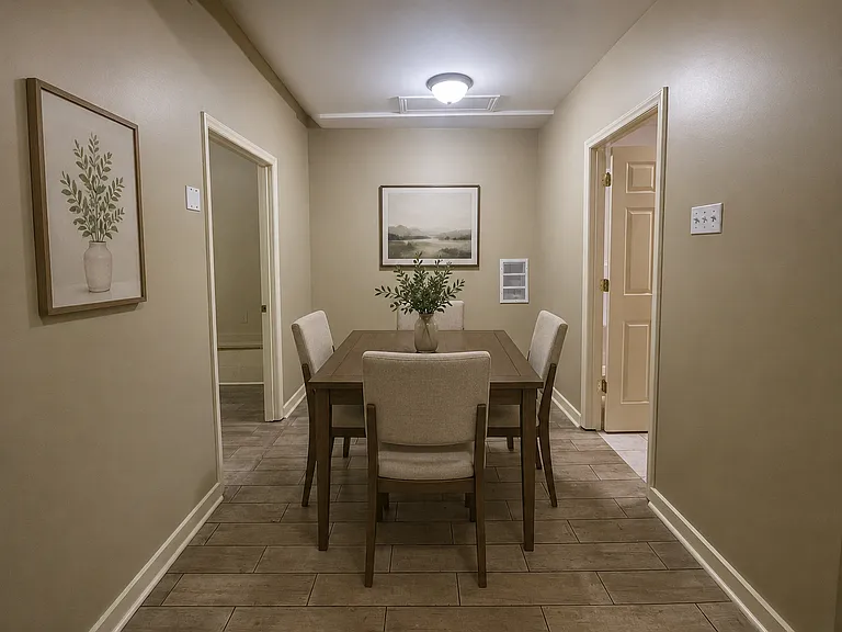 929 McAlway Rd #B — Photo 3