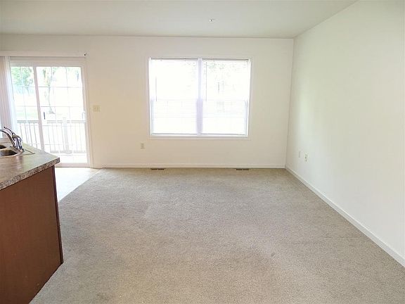 5th image of 181 Linda Sue Ln