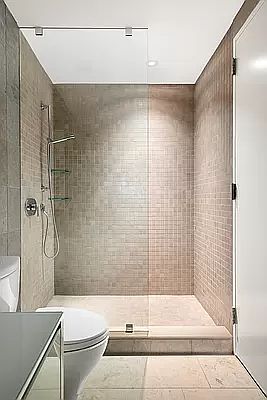 3rd image of 247 W 46th St APT 3001