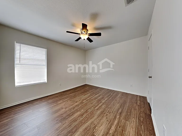 5533 Parkview Hills Ln — Photo 21