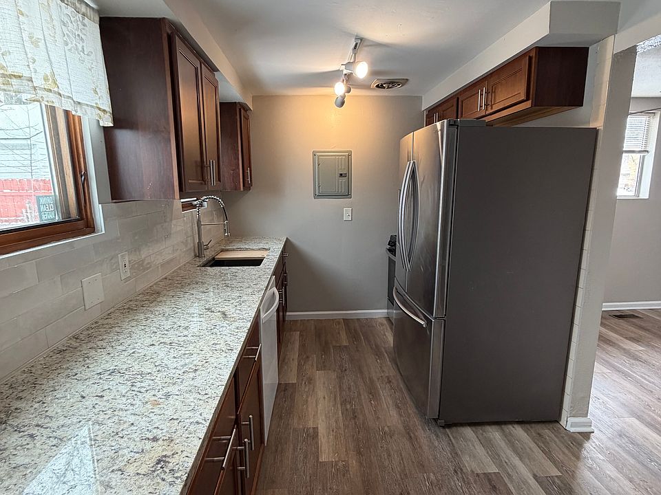 1st image of 4293 W 152nd St
