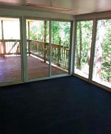 3rd image of 218 Magnolia Ln