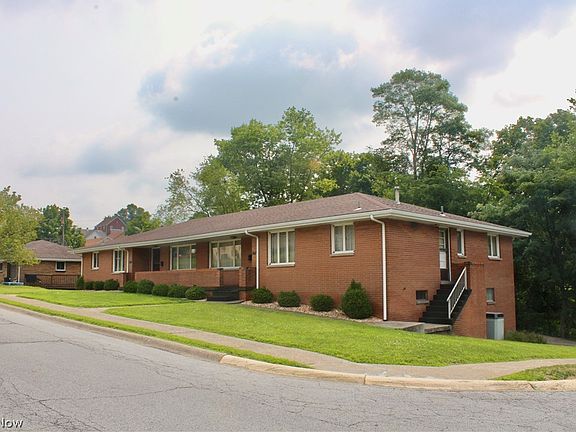 3rd image of 217-219 S 19th St