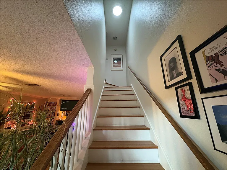 6739 Old Quarry Ln — Photo 7
