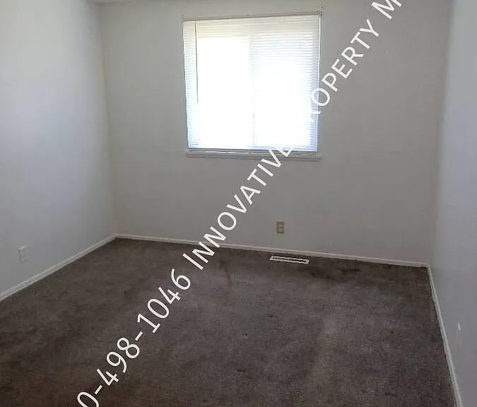 1150 Peachtree Dr — Photo 22