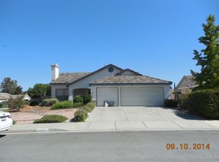 19390 White Birch Ct, Lake Elsinore, CA 92530