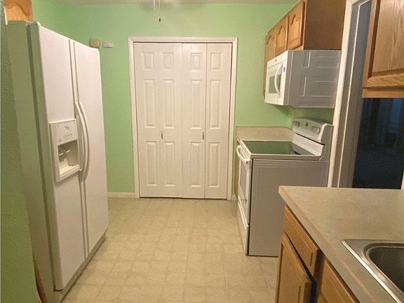 3rd image of 2503 Old Troy Pike