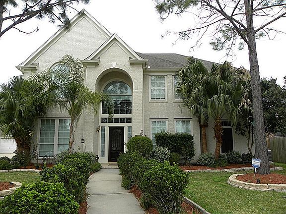 3rd image of 4426 Grove Park Dr