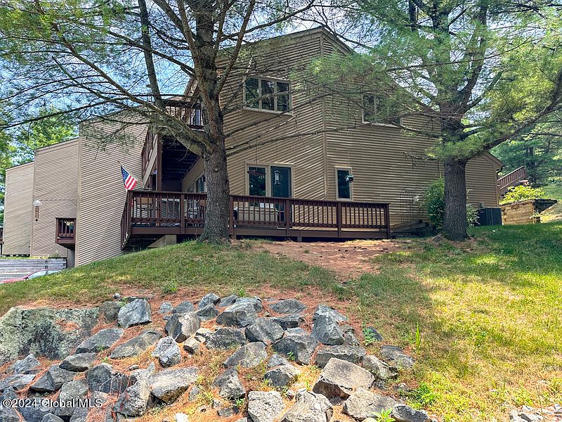 3rd image of 441 Lockhart Mountain Road #1