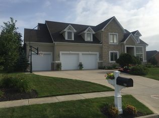 825 Devonshire Ave, Tipp City, OH 45371