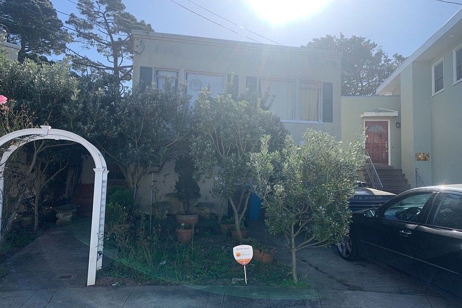 1st image of 140 Lapham Way