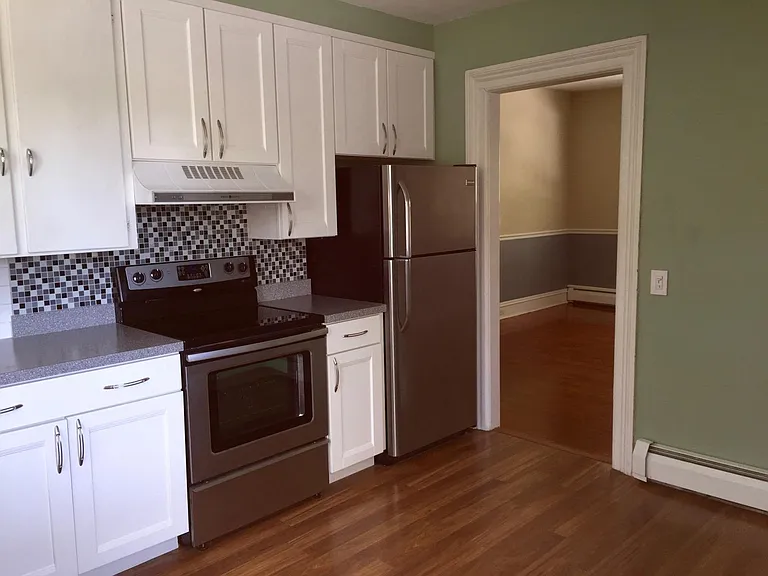 469 W Church St — Photo 6
