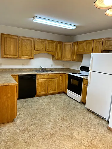 1560 W Pine St #613 Photo 1