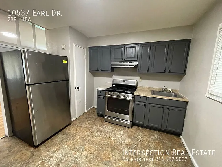 10537 Earl Dr — Photo 5