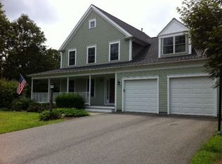 51 Lindsay Ln, North Kingstown, RI 02852