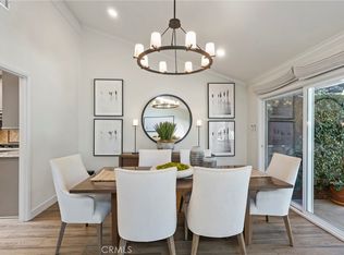 443 Vista Parada, Newport Beach, CA 92660