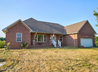 15326 Terry Rd, Berlin, MI 48002