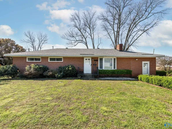 609 Vance Rd SW, Huntsville, AL 35801