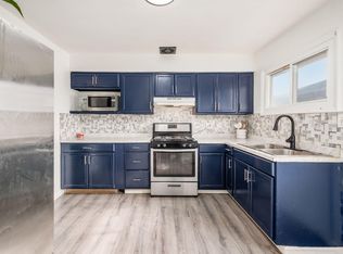 977 21st Ave, Columbus, OH 43211