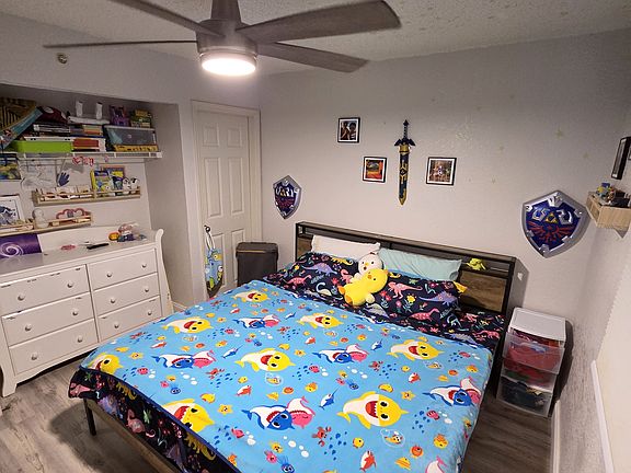 Guest Room (King Size bed in photo)