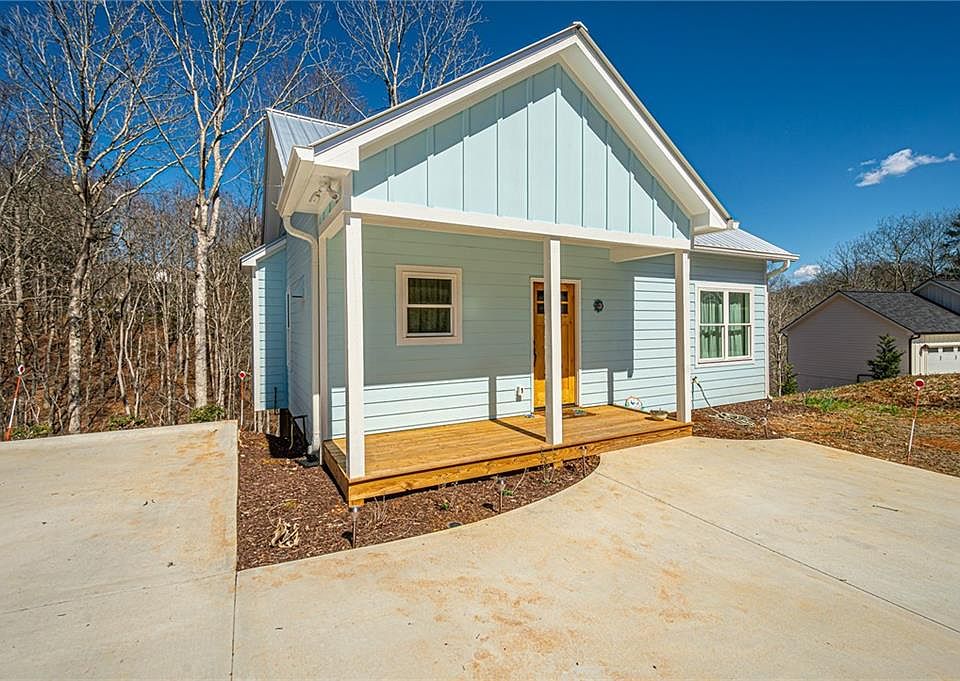 1st image of 1415 Calhoun Rd