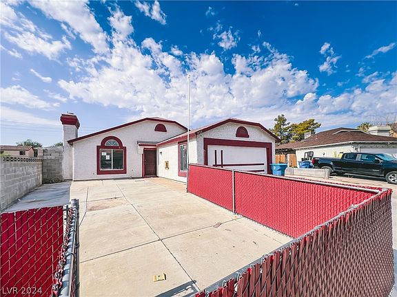 3rd image of 3723 Southern Light Dr
