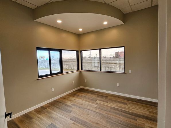 41 W Division St #201