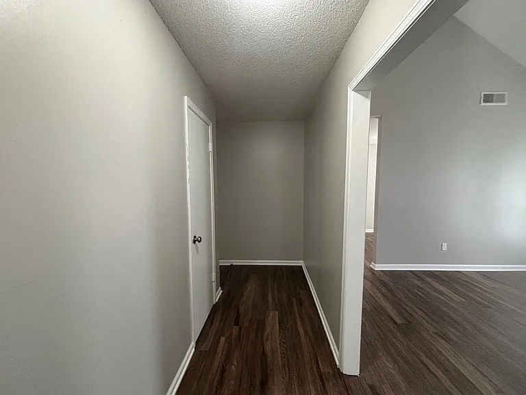 5095 Corkwood Dr — Photo 19