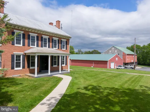 1554 Holly Pike, Carlisle, PA 17015