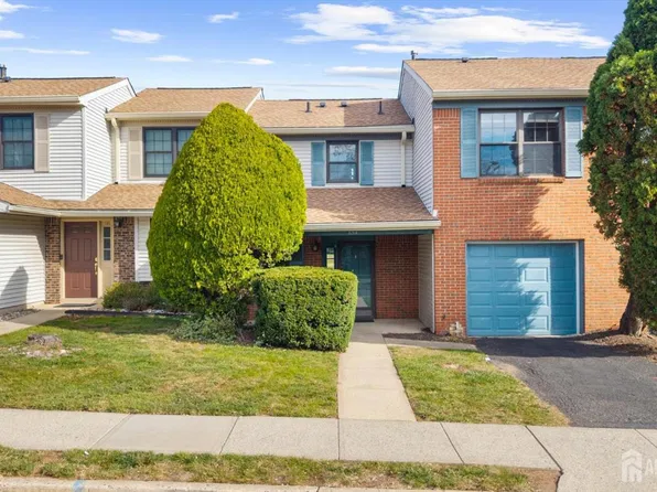 134 Hampton Ct, Somerset, NJ 08873