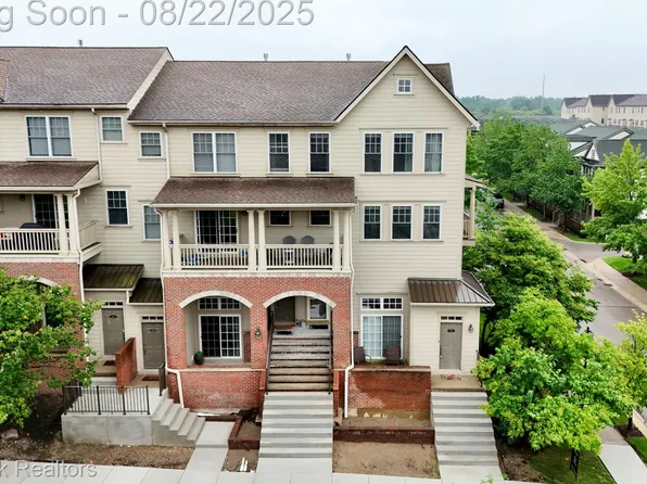 3910 Forester Blvd, Auburn Hills, MI 48326