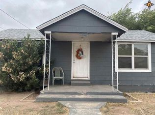 208 S Maple St, Carlsbad, NM 88220