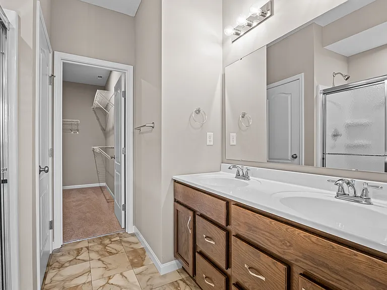 2076 Barleybrook St — Photo 11