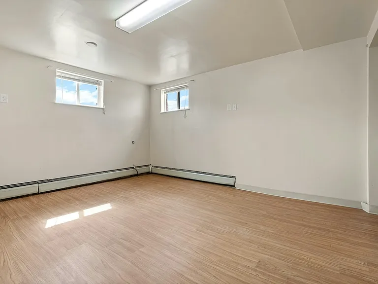7089 W 10th Ave — Photo 14
