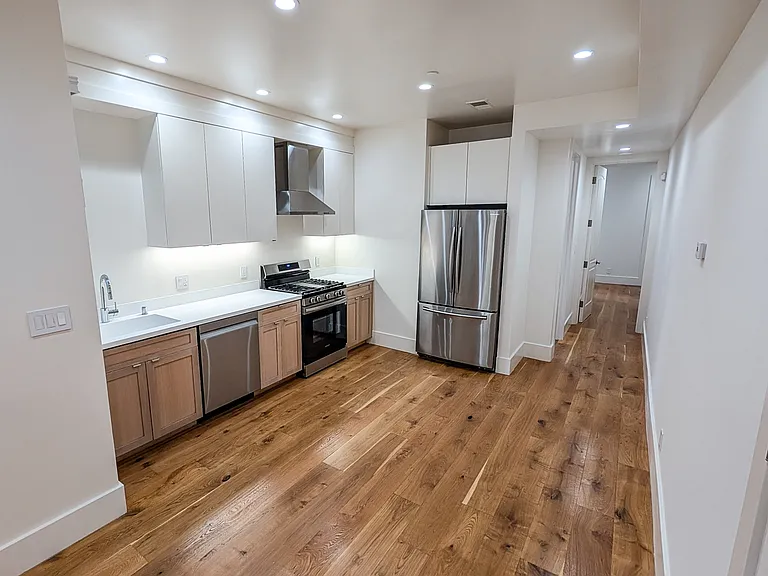 615 Minna St — Photo 12