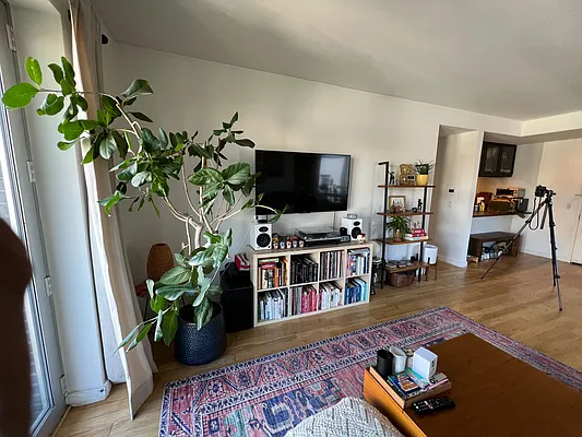 Rented by FAR Property Management | media 19