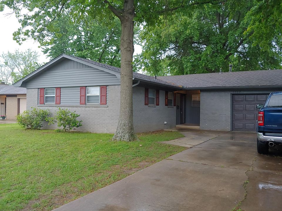 1st image of 1117 Williams Ct