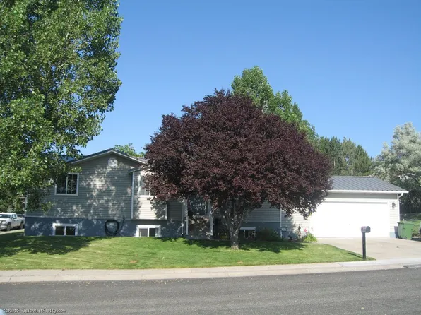 1905 Skyland Blvd, Winnemucca, NV 89445