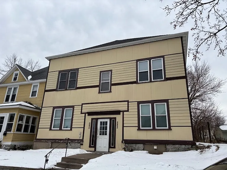 580 Thomas Ave W — Photo 26