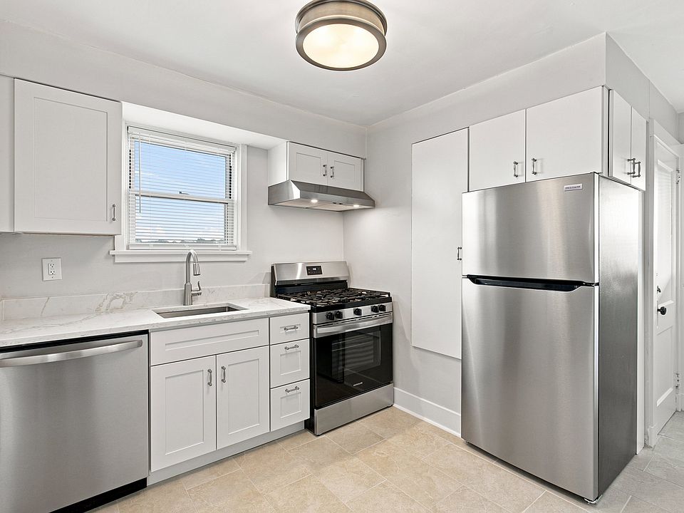 1st image of 1131 Wisconsin Ave